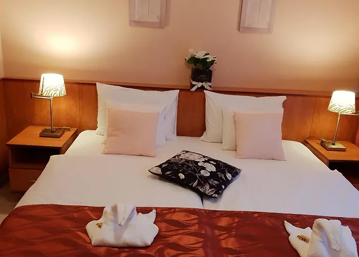Hotel Isabell Gyor